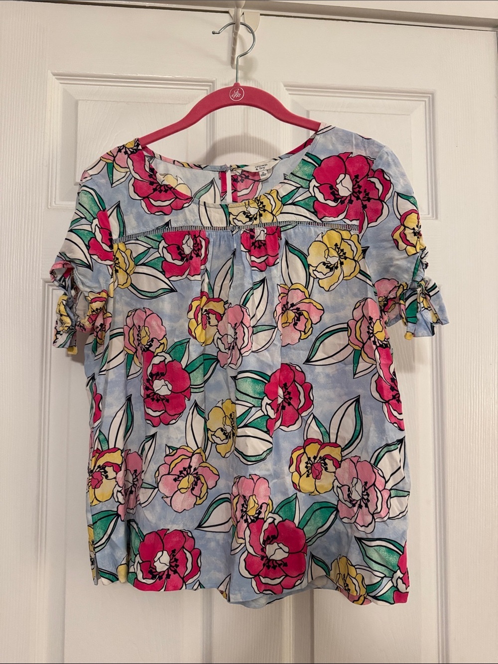 crown & ivy Blue Floral Short-Sleeve Blouse with Pink & Yellow Flowers